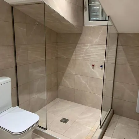 Moulinos Loft סבורונטה